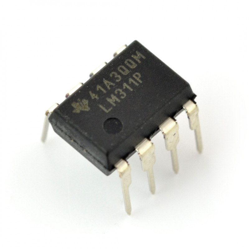 LM311P singlechannel comparator Electronic components parts