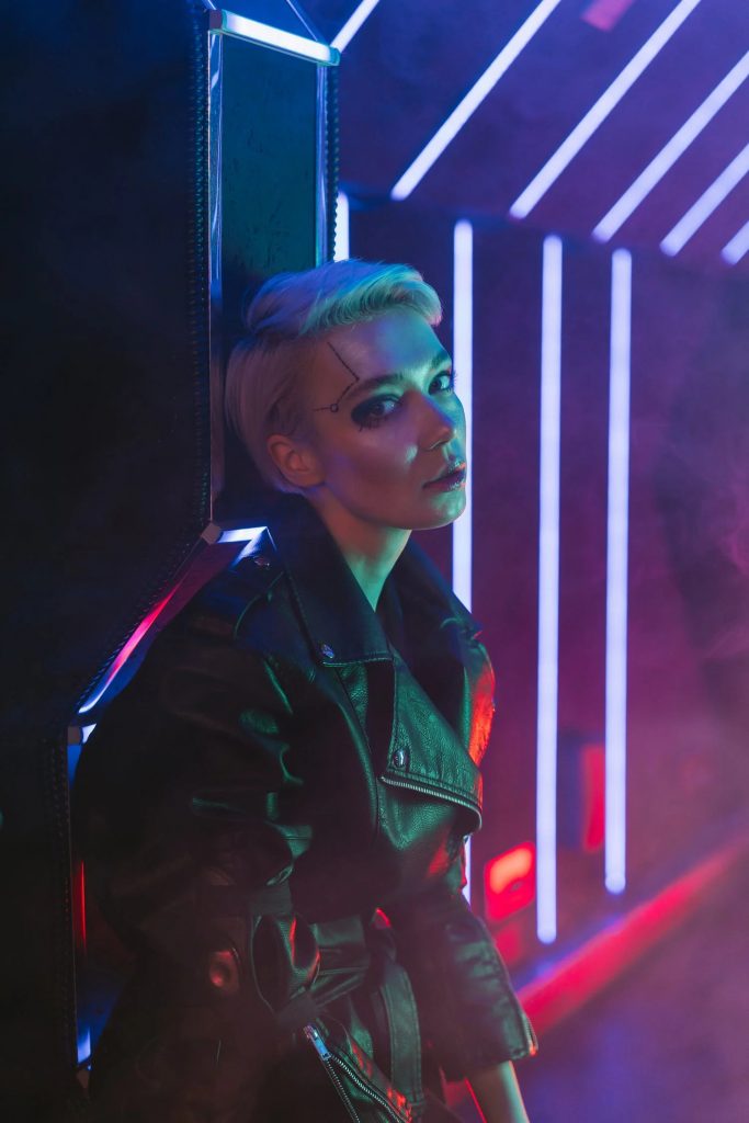 Cyberpunk - futurystyczna kobieta