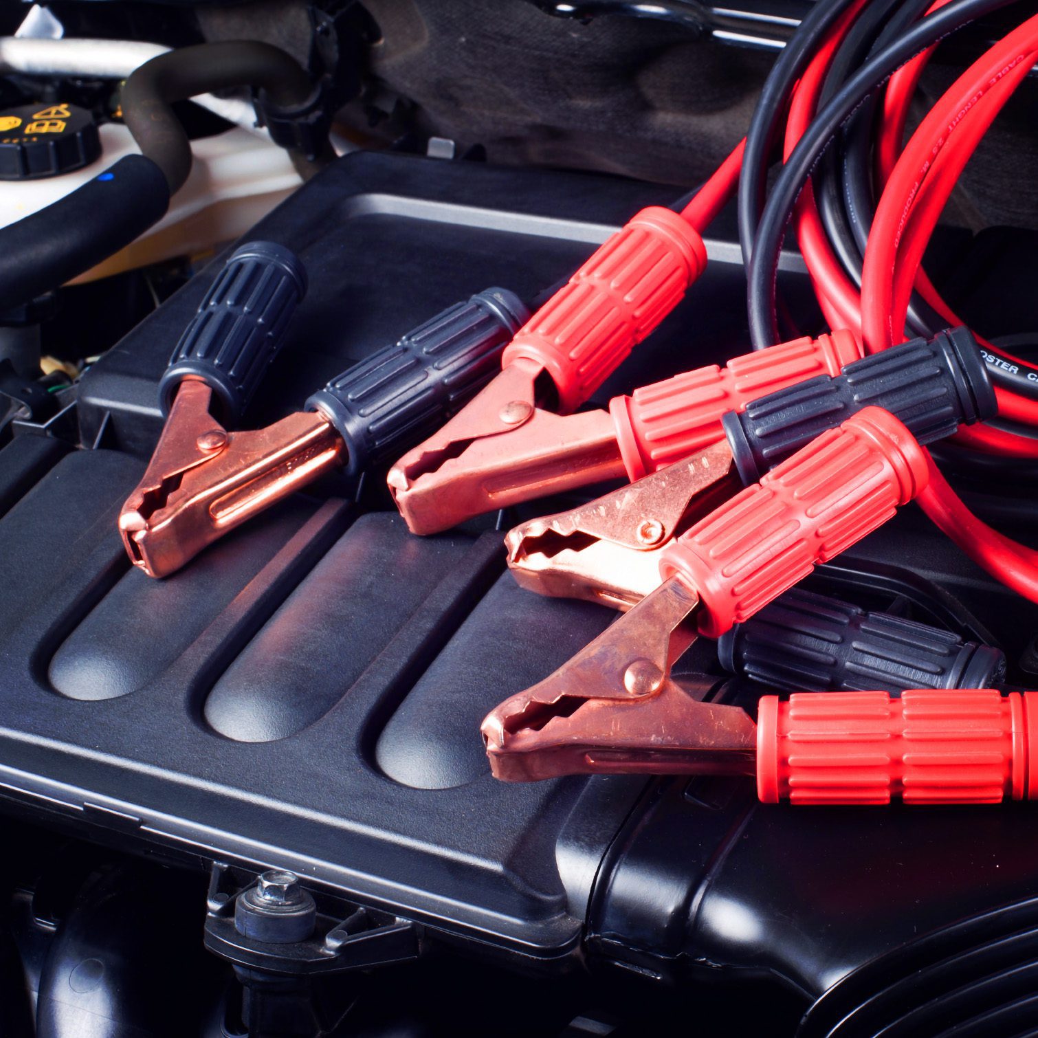 How to charge a car battery? Botland