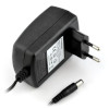 Zasilacz impulsowy 12 V - stabilizowany zasilacz sieciowy może być stosowany do zasilania płytki Arduino. Przed podłączeniem