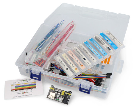 Wykaz zawartości został umieszczony na wewnętrznej części wieka pojemnika. Zestaw nie zawiera płytki Arduino, można ją nabyć
