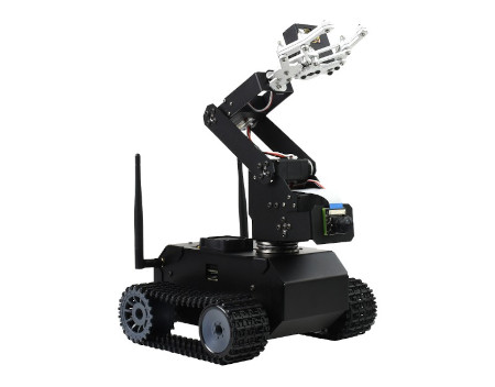Platforma robota JeTank z ramieniem 4-DOF