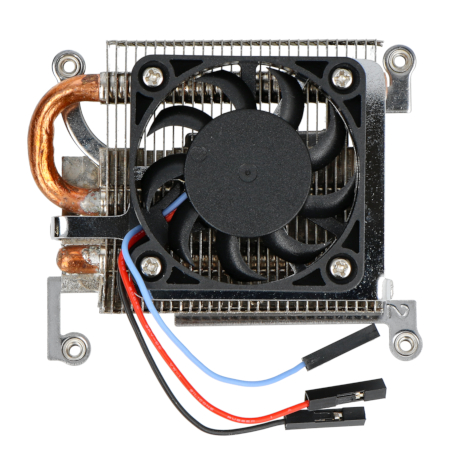 Ultra Thin ICE Tower Cooling Fan został wyposażony w miedzianą rurką o średnicy 4,5 mm.