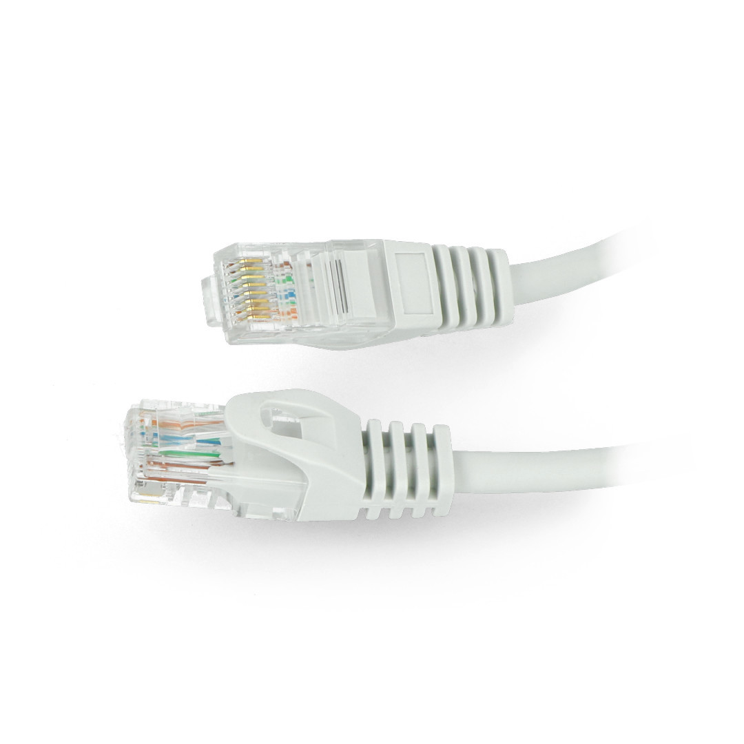 Przewód sieciowy - Ethernet Patchcord UTP 5e o długości powyżej 1 m umożliwia stworzenie połączenia z Internetem. Wysyłany w