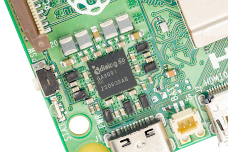 Złącze do podłączenia baterii RTC w Raspberry Pi 5