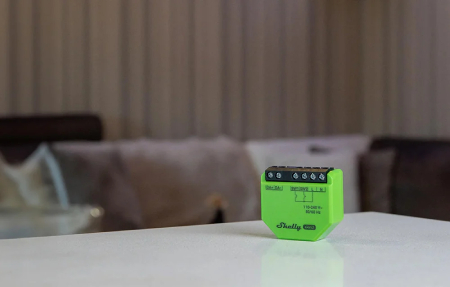 Dzięki łączności WiFi i Bluetooth oraz funkcjom takim jak BLE Gateway i repeater WiFi, urządzenie zwiększa możliwości całego